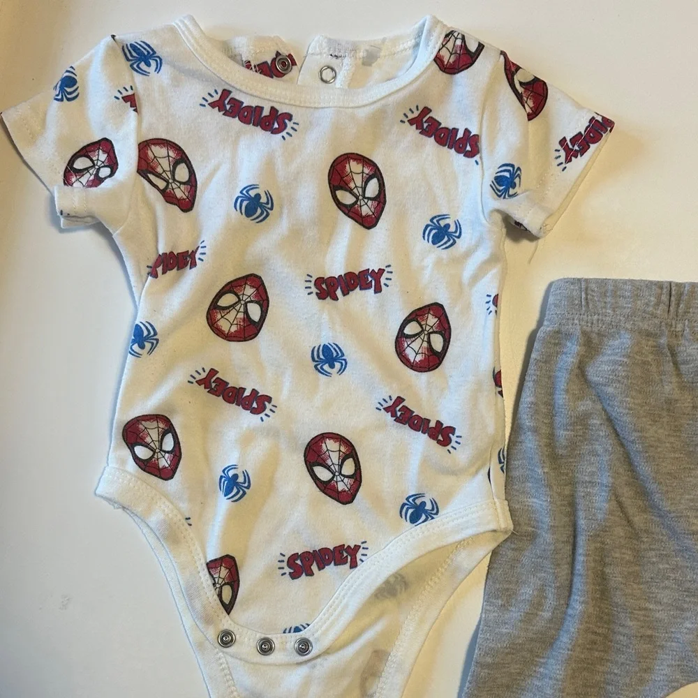 Marvel Baby Bodysuit and Pants Outfit